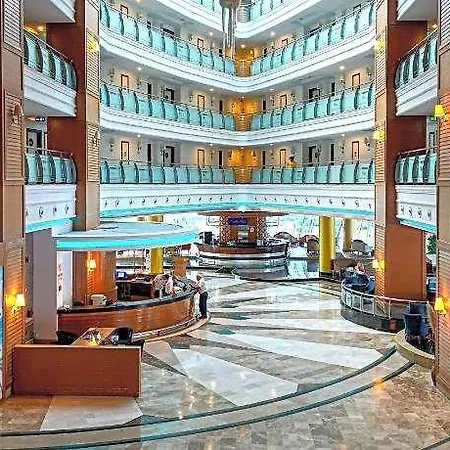فندق Transatlantik & 3*